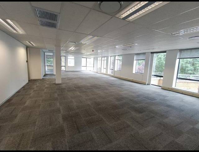 BUSINESS PROPERTY TO RENT IN WELTEVREDEN PARK